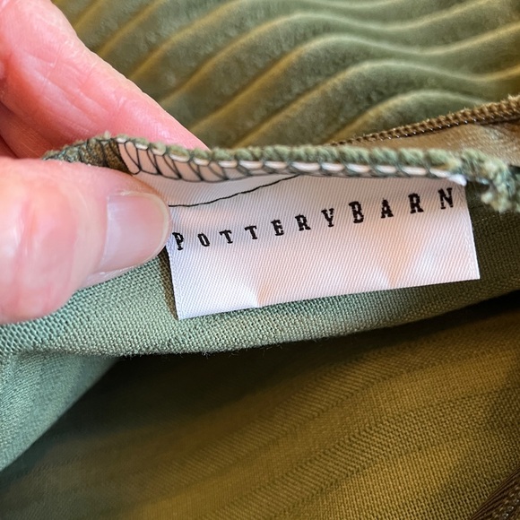 Pottery Barn Pillow Covers #2 Green Zip 22"X22" Velvety Corduroy Cottage - Picture 2 of 10